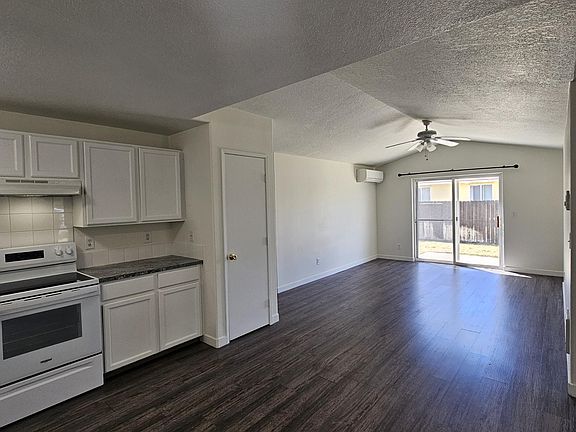 5th image of 2746 SW Umatilla Ct