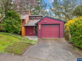 1035 NW Charlemagne Pl, Corvallis, OR