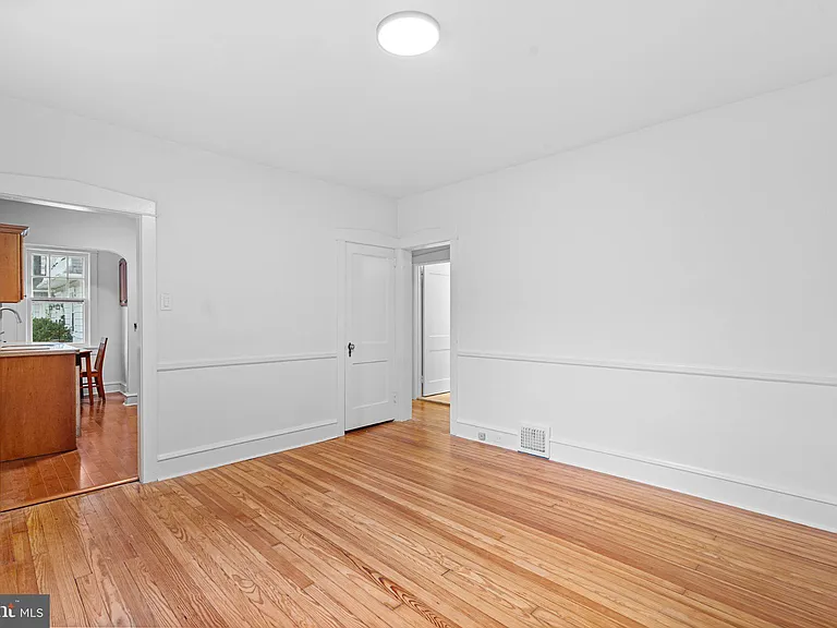 126 Estaugh Ave — Photo 9