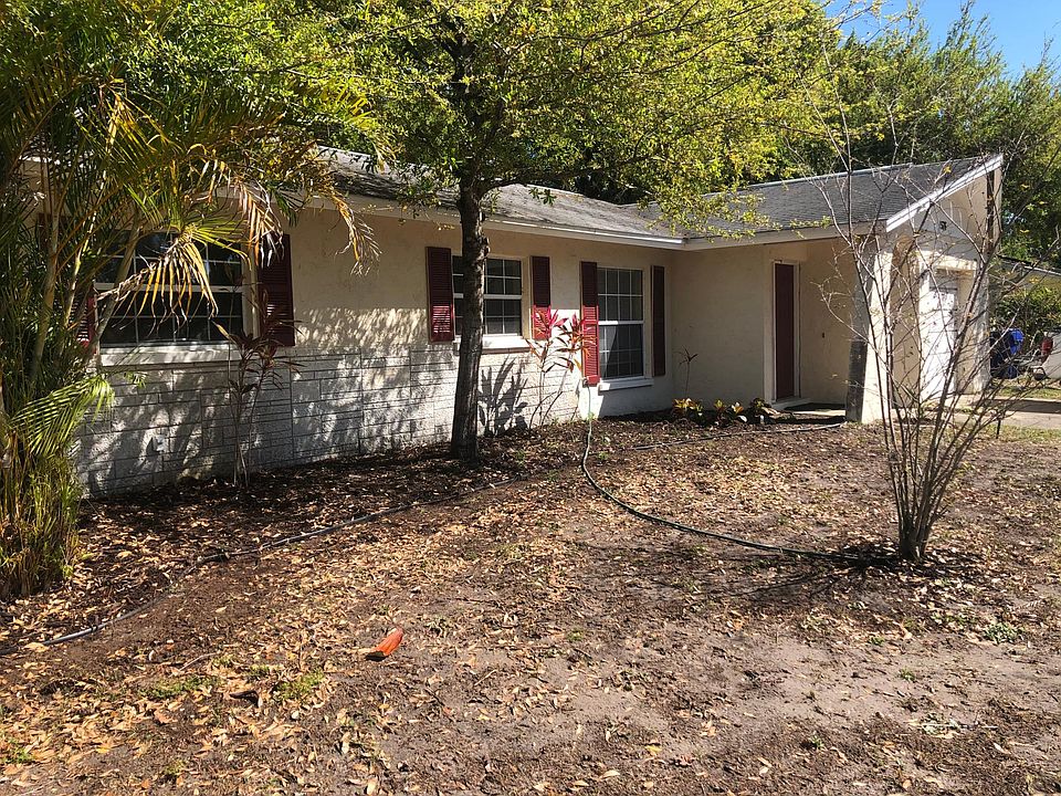 1st image of 1576 Greenwood Dr #1576