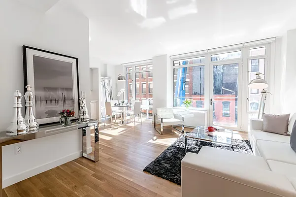 Rented by Bond New York | media 12