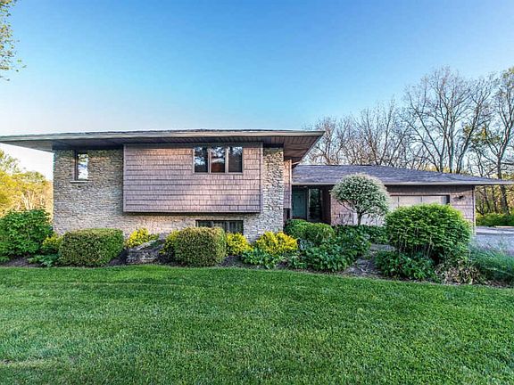 5th image of 237 Indian Creek Dr