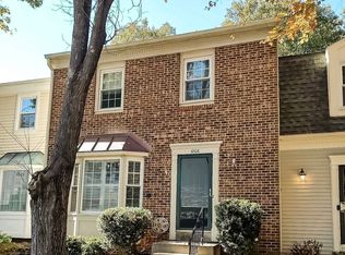 6106 Heron Pond Ct, Burke, VA 22015