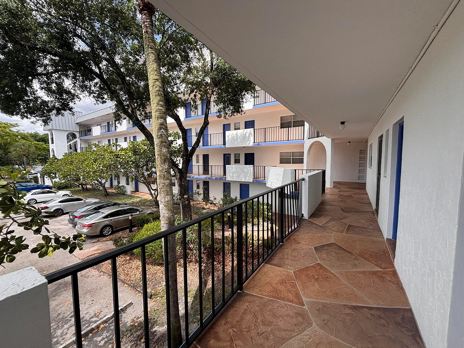 2 bed, 2.0 bath, 1189 sqft, $1,800 — Photo 4