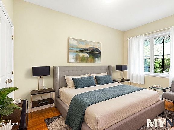 4th image of 1530 E 15th St APT 2A