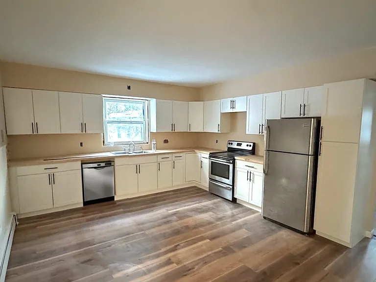 118 Gamage Ave #1 — Photo 2