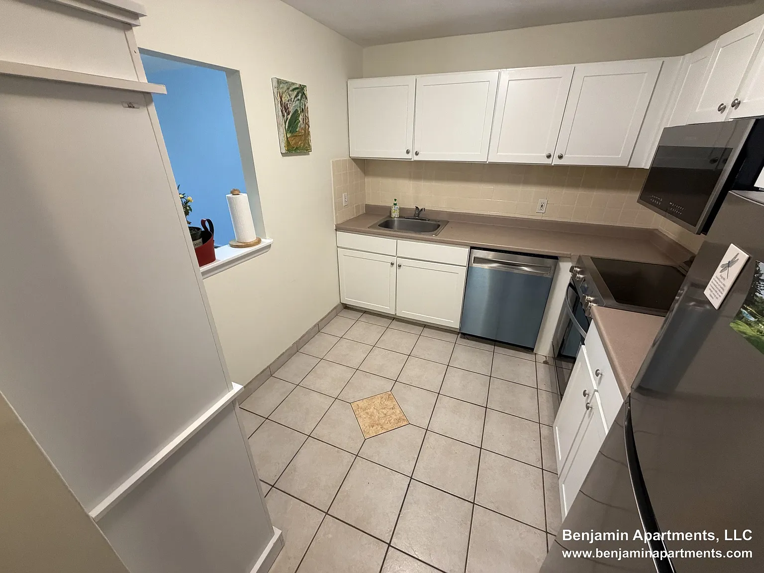 2 bed, 1055 sqft, $2,850 — Photo 2