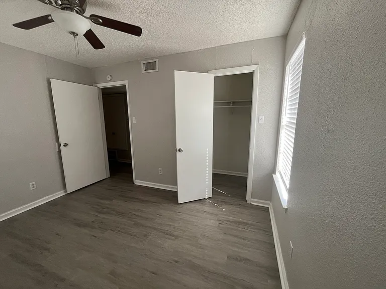 327 Sunrise Ave #7 — Photo 7