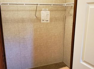 204 Sand Dr, Vermilion, OH 44089