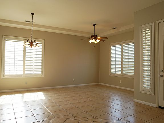 4th image of 79882 Viento Dr