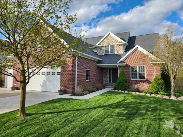 3411 Woodfield Blvd, China, MI 48054