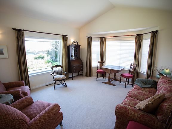 2nd image of 1405 Heritage Hills Ct