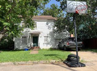 413 Pecan St, Wharton, TX 77488