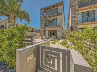 413 California St, Huntington Beach, CA 92648
