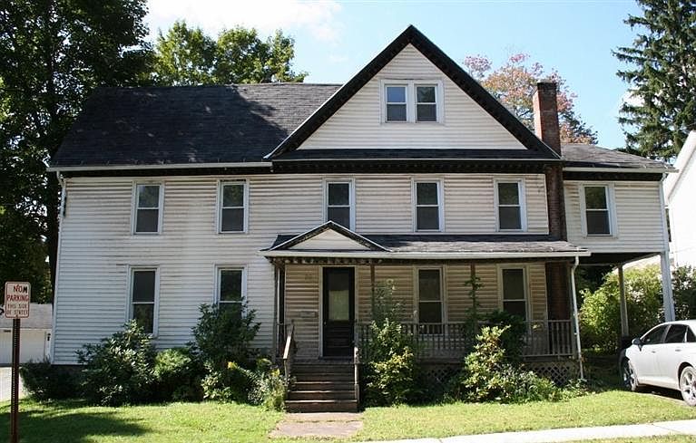 1st image of 26 Franklin St
