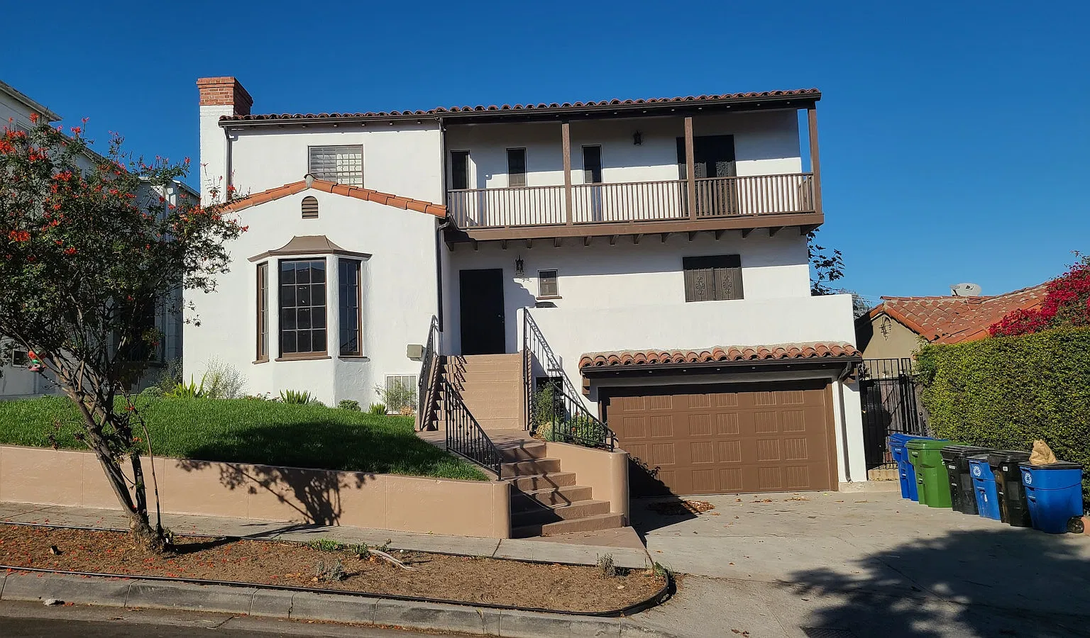 1839 South Cochran Avenue — Photo 1