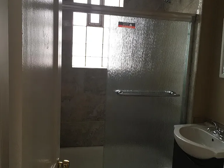 2121 S Leavitt St #1R — Photo 6