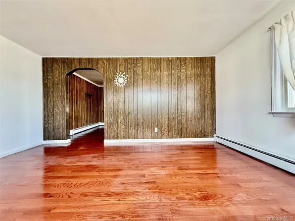 5 Lockwood Road, Carmel, NY 10512