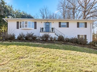 133 Sanwood Rd, Knoxville, TN 37923