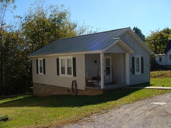 2nd image of 219 Sunset Ave