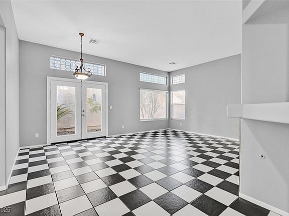 3rd image of 6652 Goldencreek Way