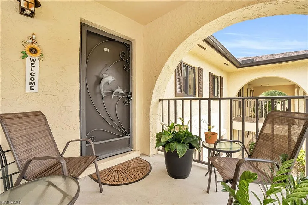 2 bed, 2.0 bath, 1082 sqft, $1,850 — Photo 3