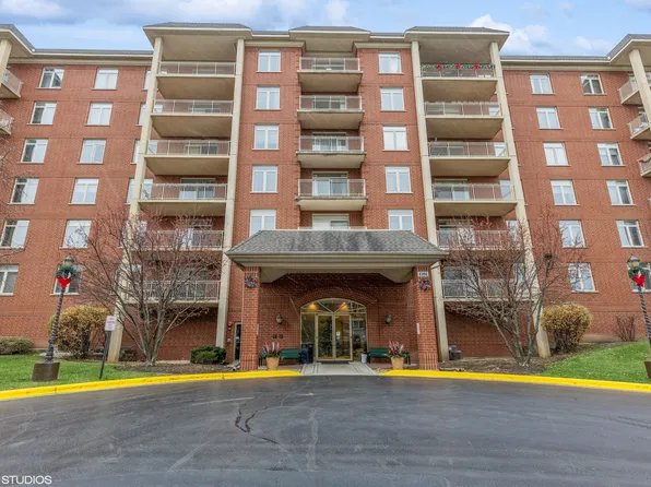 8300 Callie Ave Unit 214, Morton Grove, IL 60053