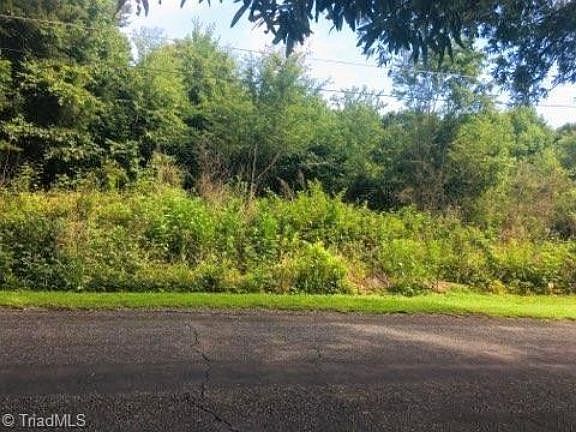 3rd image of 5326 Faylyn Dr