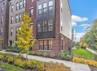 7436 Backett Wood Ter UNIT 505, McLean, VA 22102