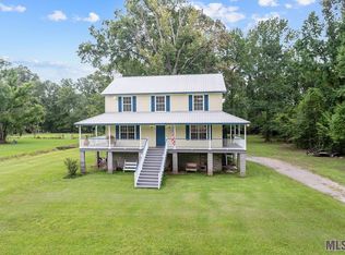 27126 Hagen Dr, Slaughter, LA 70777