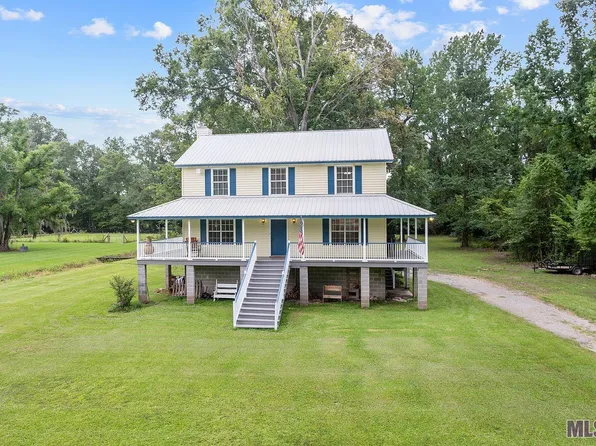 27126 Hagen Dr, Slaughter, LA 70777