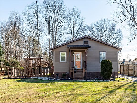 2nd image of 52 Slabwood Ln