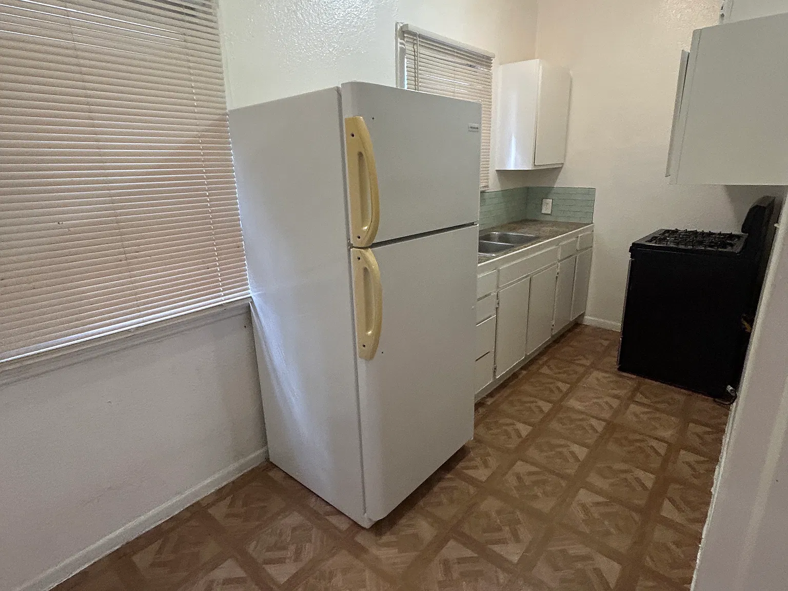 Studio, 600 sqft, $1,595 — Photo 4