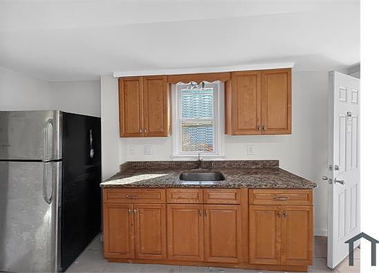 4th image of 123 Steuben St Floor 1