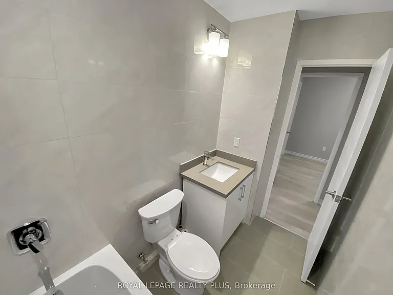 3065 Queen Frederica Dr #402 — Photo 14