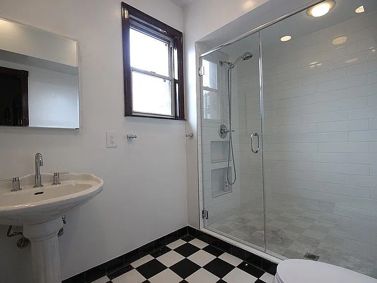 126 Washington St #1 — Photo 14