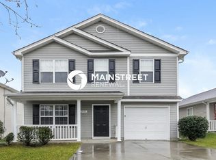 5627 Henderson Oaks Dr, Charlotte, NC 28269