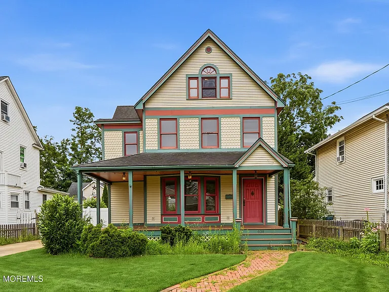 638 Overton Pl #1 — Photo 3
