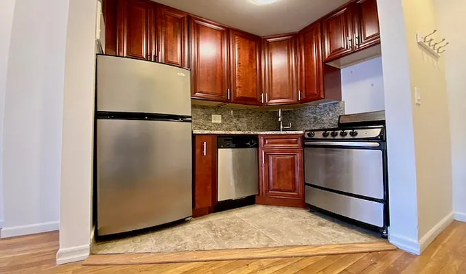 Rented by Maz Group NY | media 3