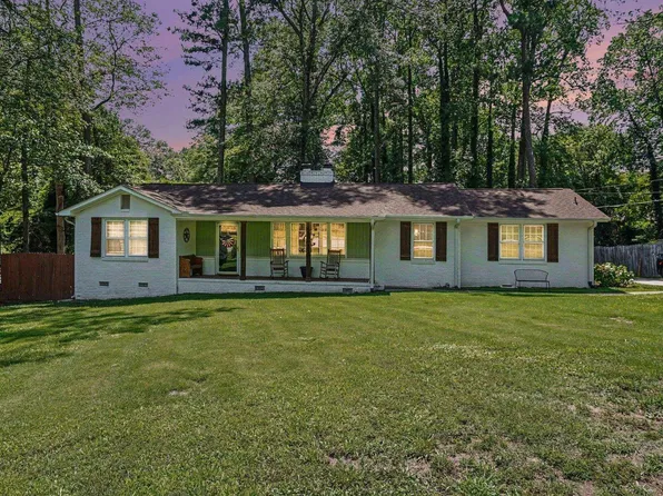120 Carlton Dr, Mauldin, SC 29662