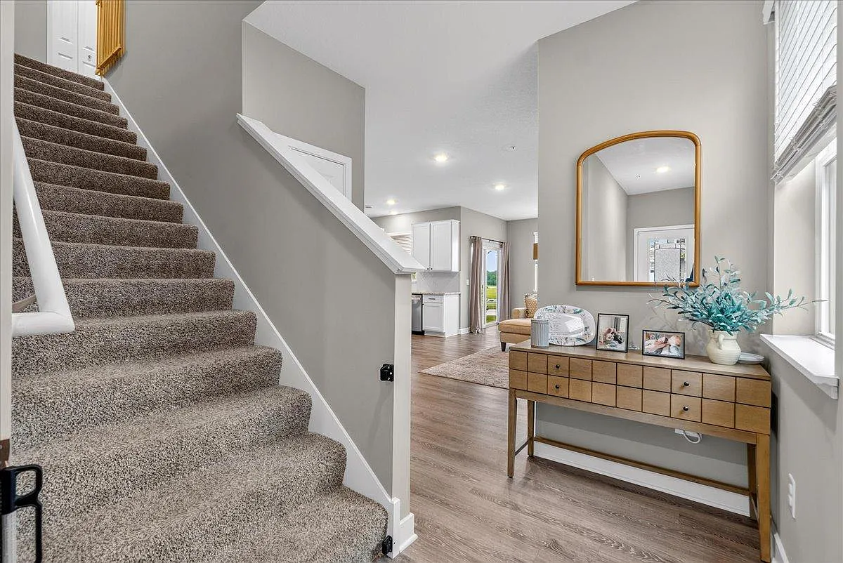 3 bed, 2.5 bath, 1966 sqft, $2,895 — Photo 4