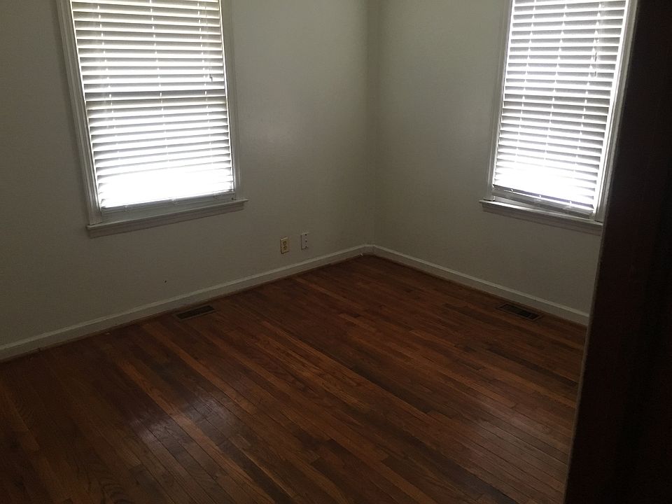 Master bedroom.