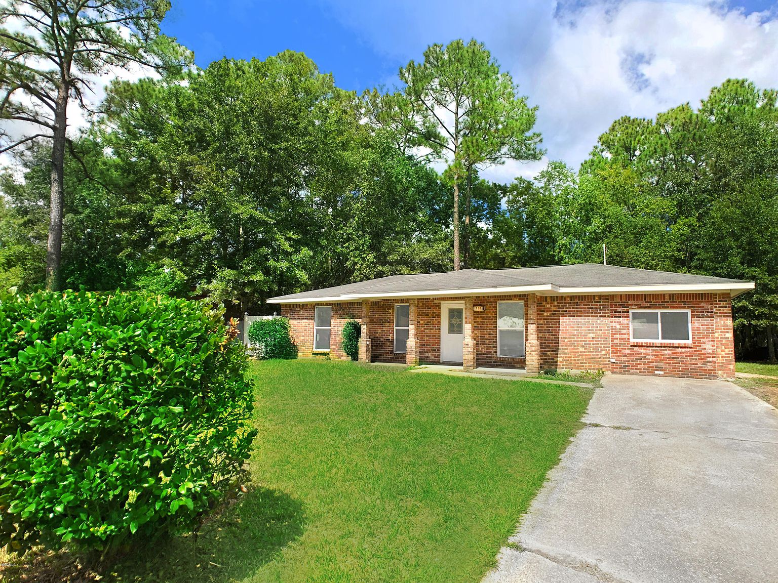 1700 Kingfisher Dr, Gautier, MS 39553 Zillow