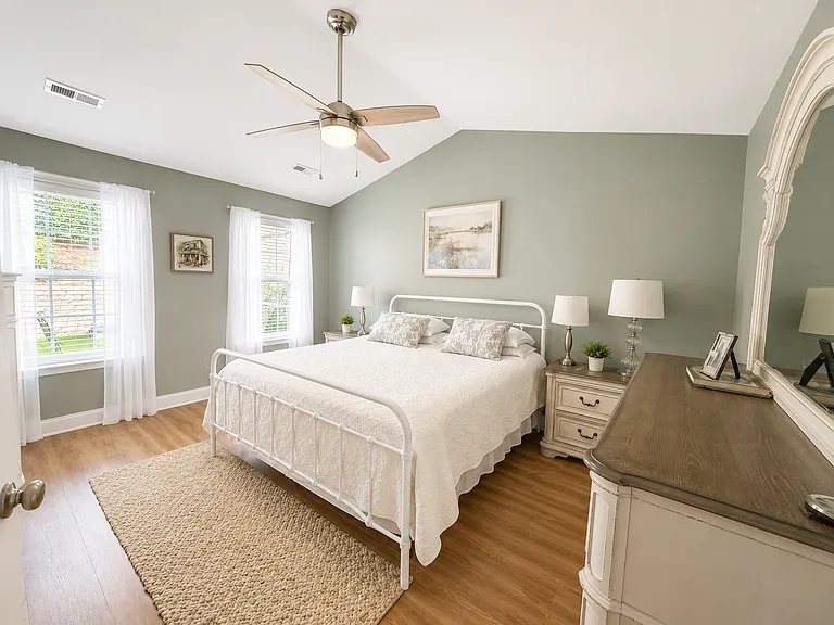 101 Saxon Falls Ct — Photo 12