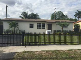 7935 NW 170th St, Hialeah, FL 33015