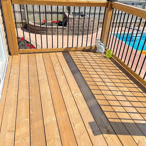 1677 Victoria Ave — Photo 36