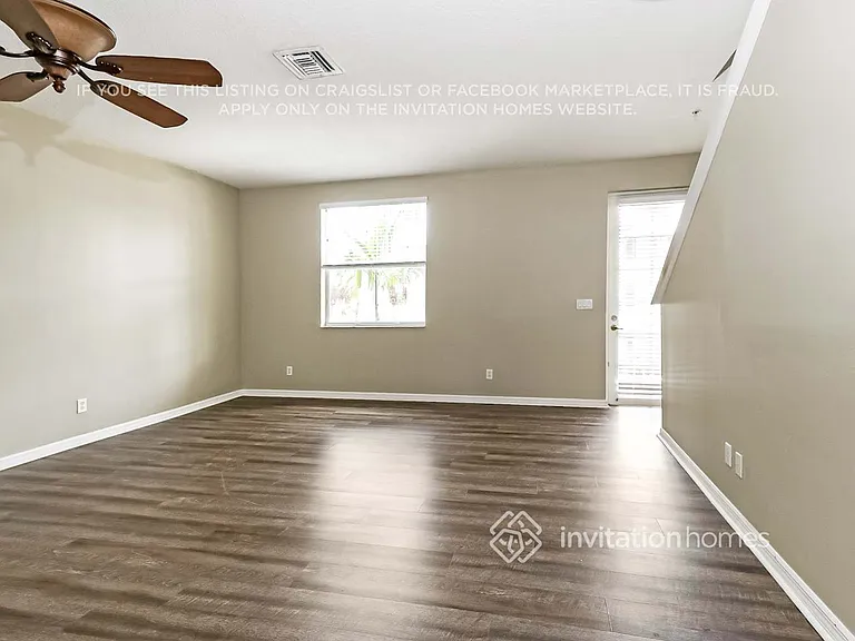 4304 Main St — Photo 6