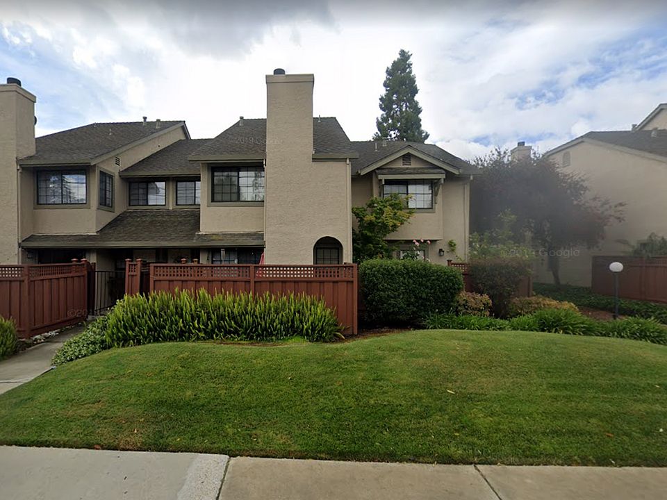 1st image of 368 W Sunnyoaks Ave