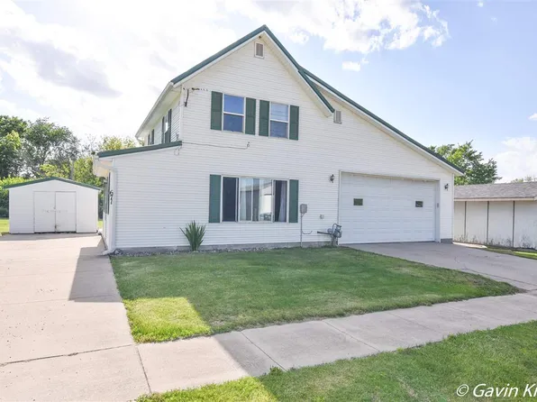 671 Coakley Ave, Parnell, IA 52325