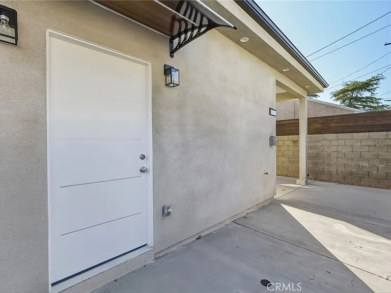 16140 Mayall St #16140 — Photo 8